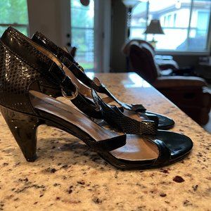 Bandolino High Heel Sandals Black Size 6.5M.